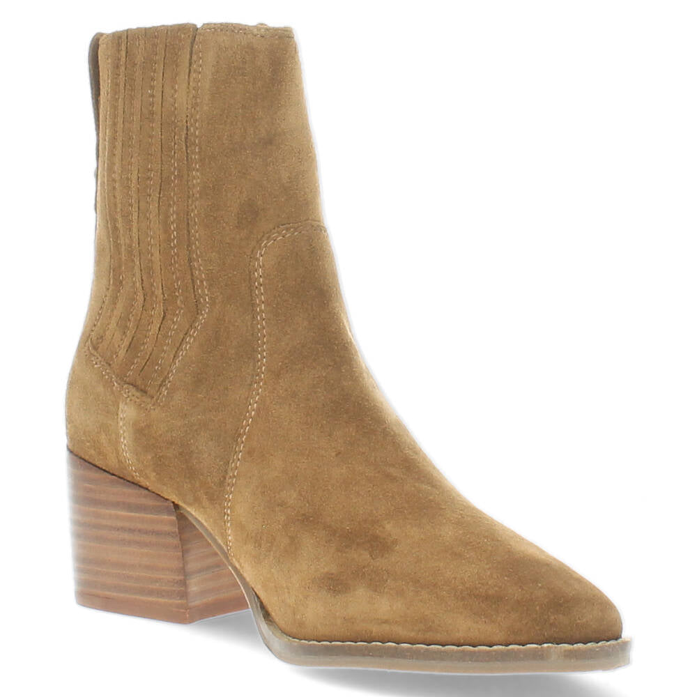 Cognac boots