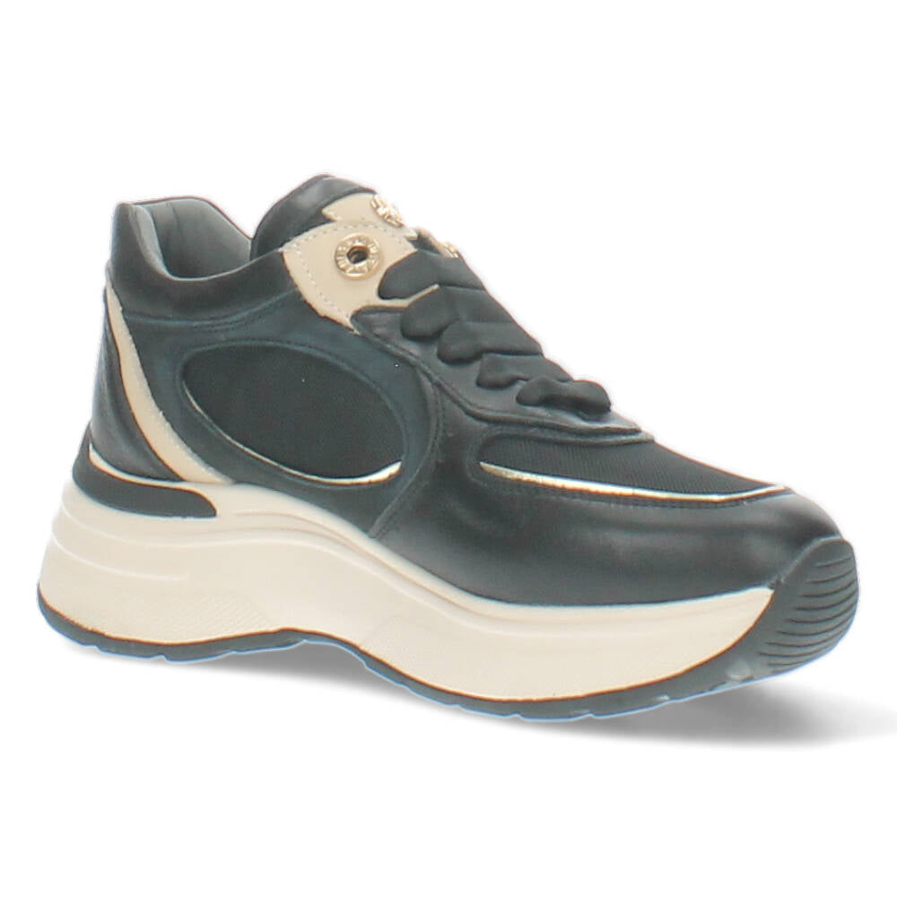 Zwarte sneakers