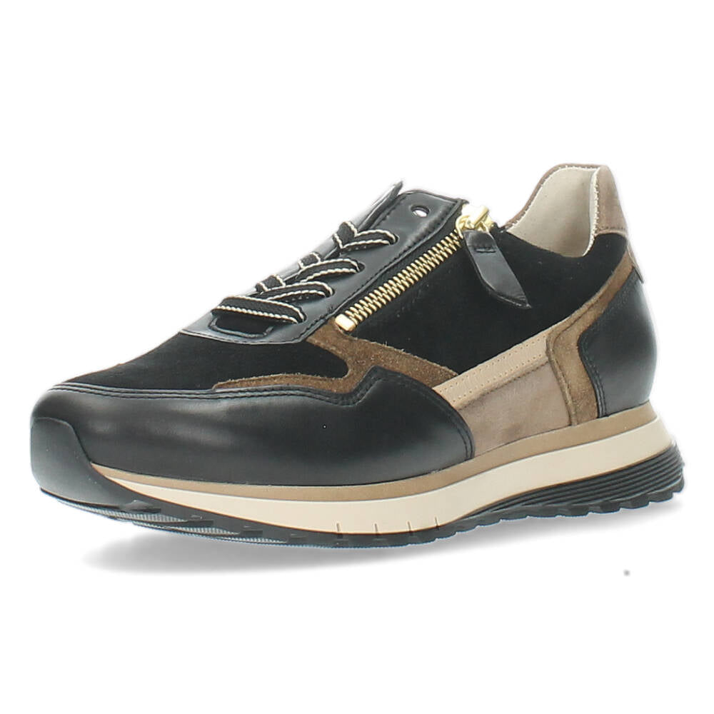 Zwarte sneakers