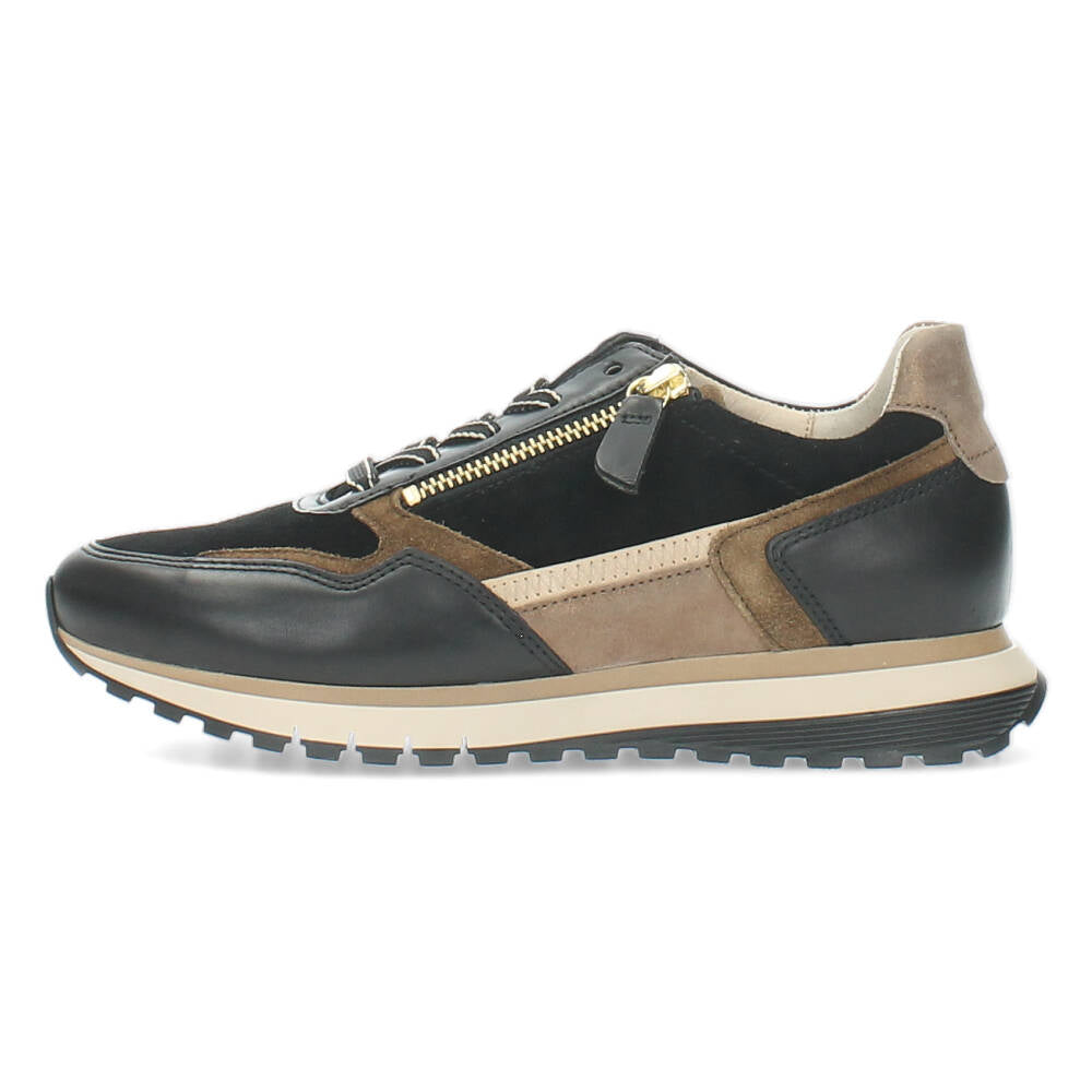 Zwarte sneakers