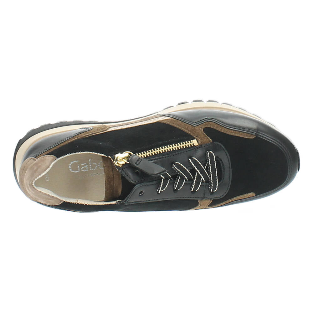 Zwarte sneakers