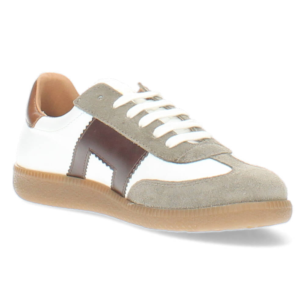 Witte sneakers