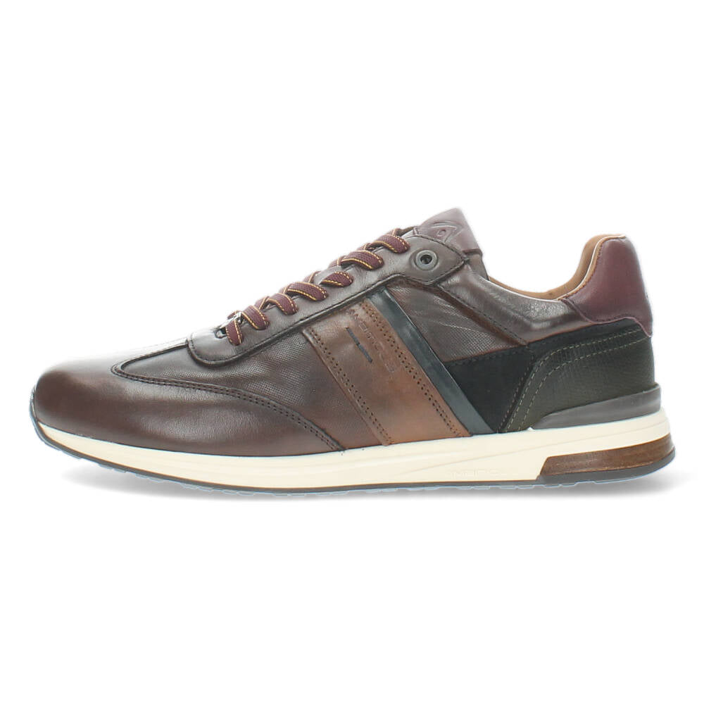 Bruine sneakers