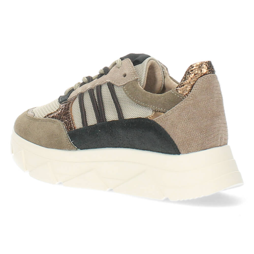 Bruine sneakers