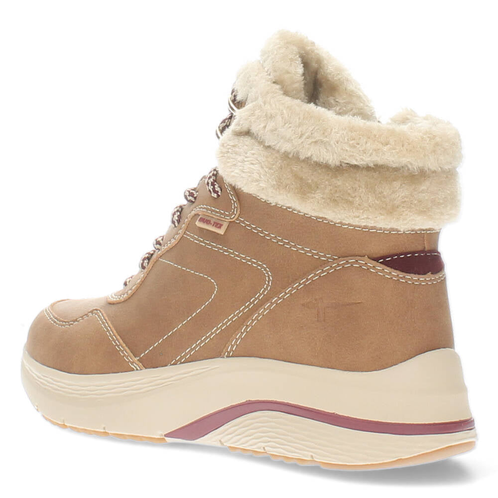 Cognac sneakers