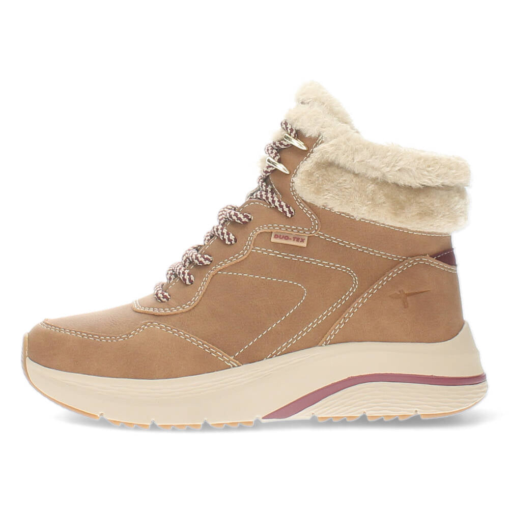 Cognac sneakers