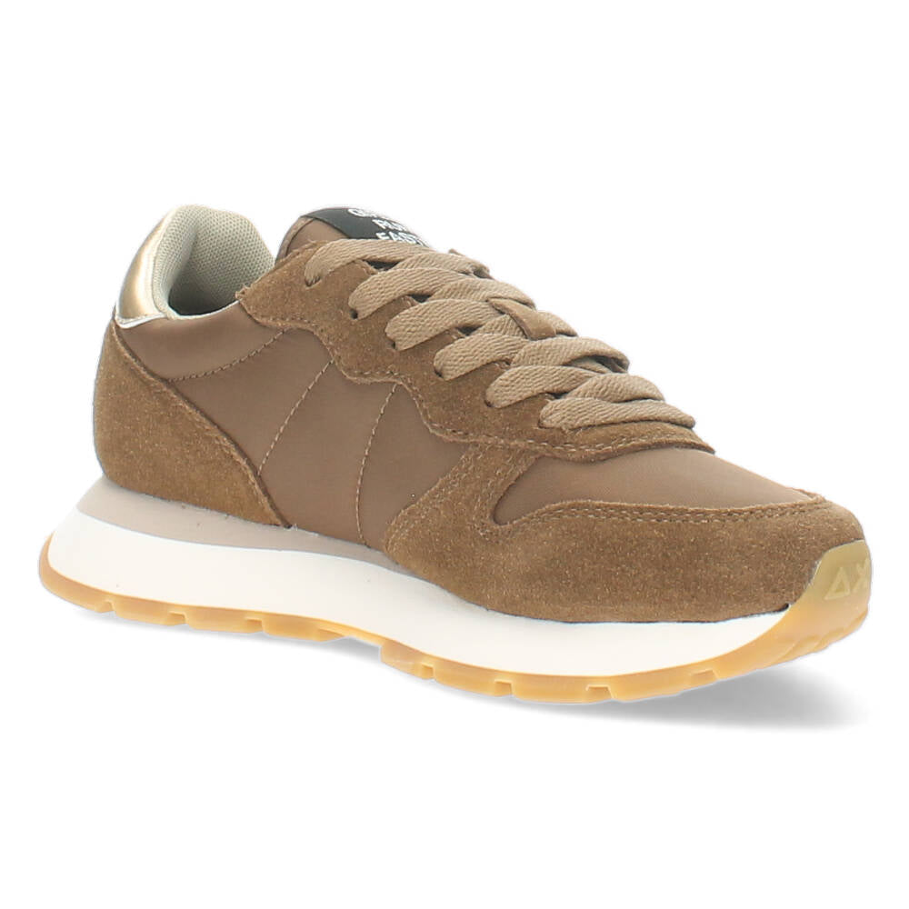 Bruine sneakers