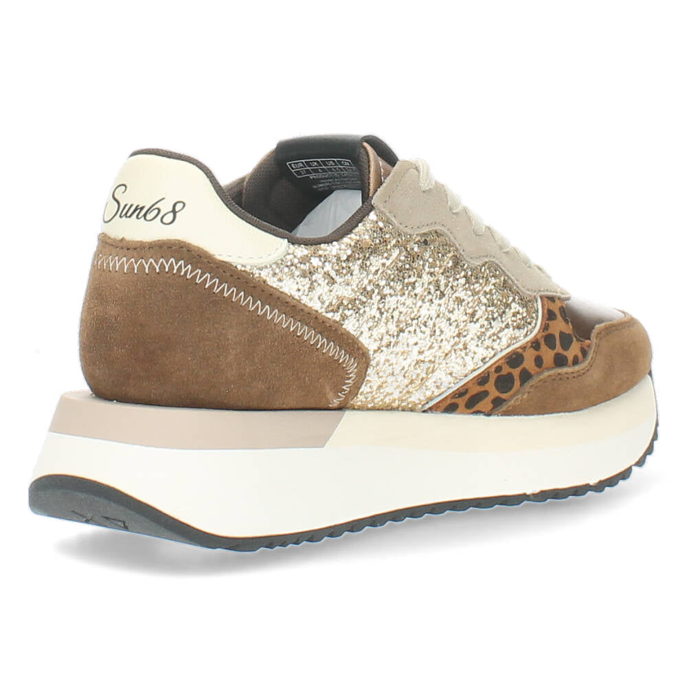 Gouden sneakers