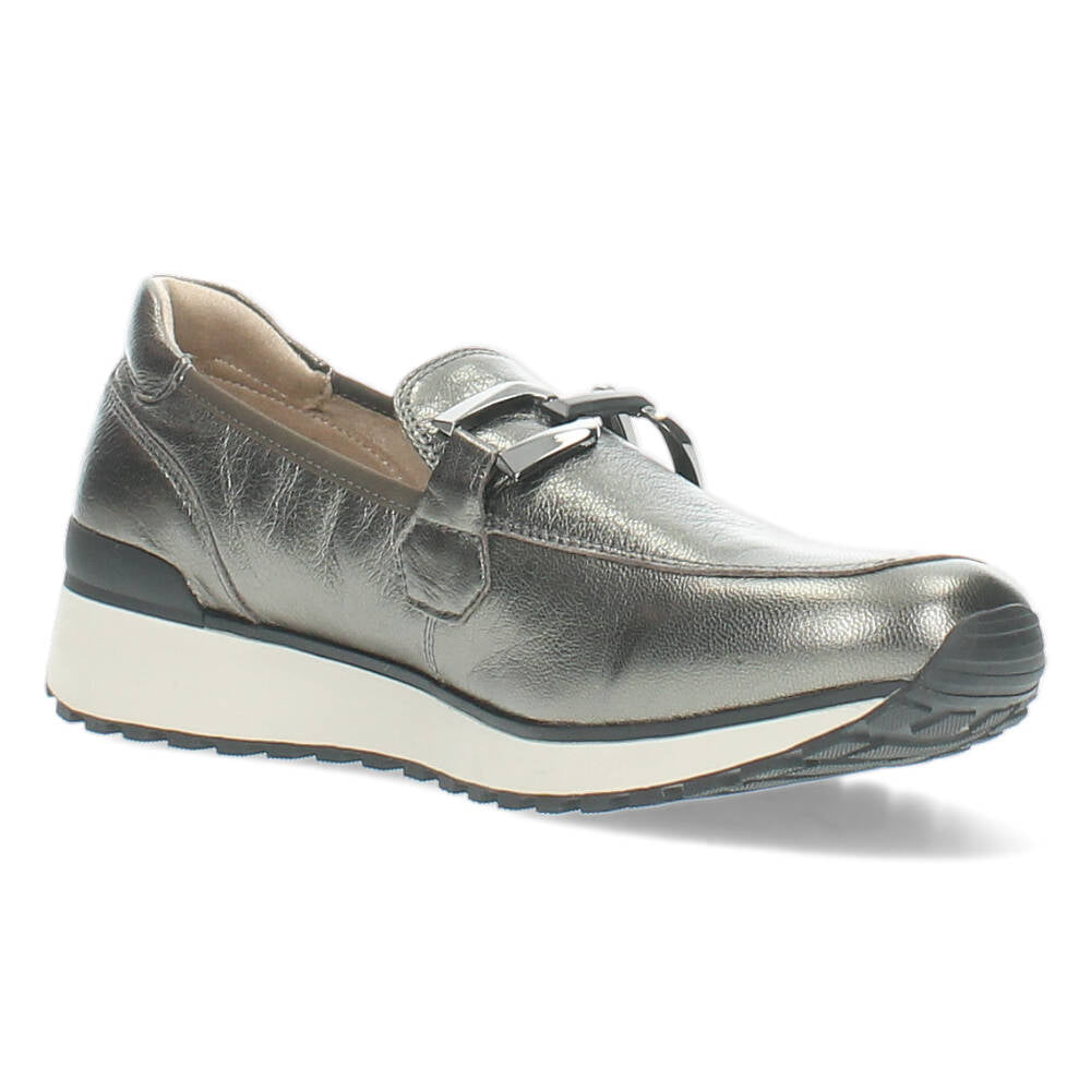 Bronzen loafers