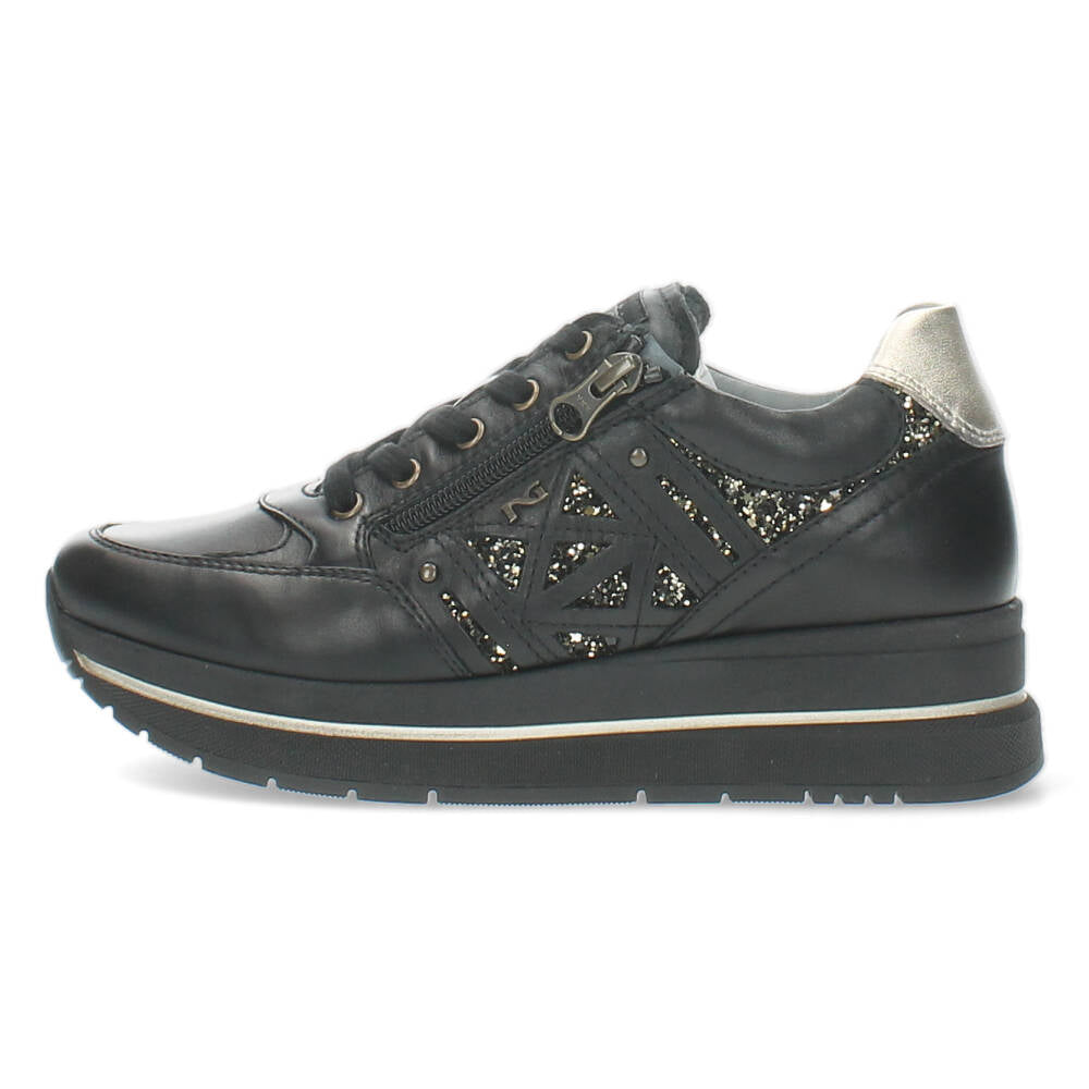 Zwarte sneakers