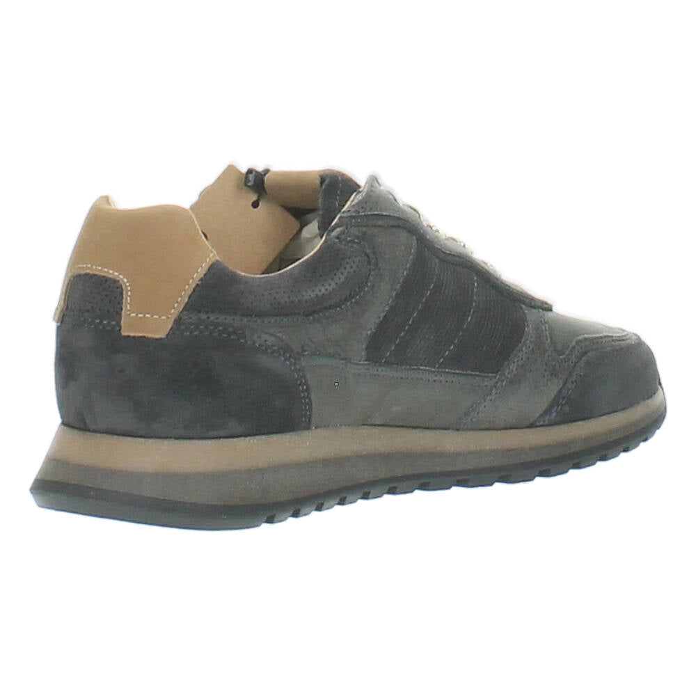 zwarte sneaker
