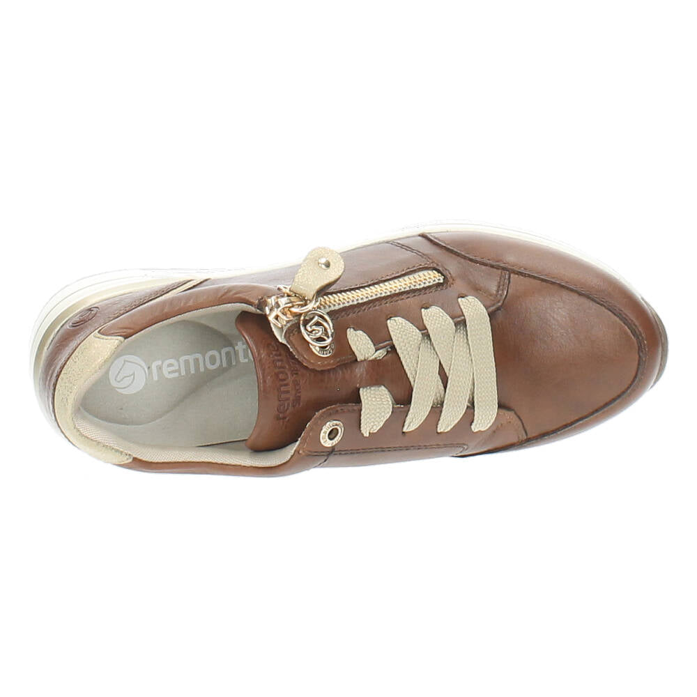 Cognac sneakers