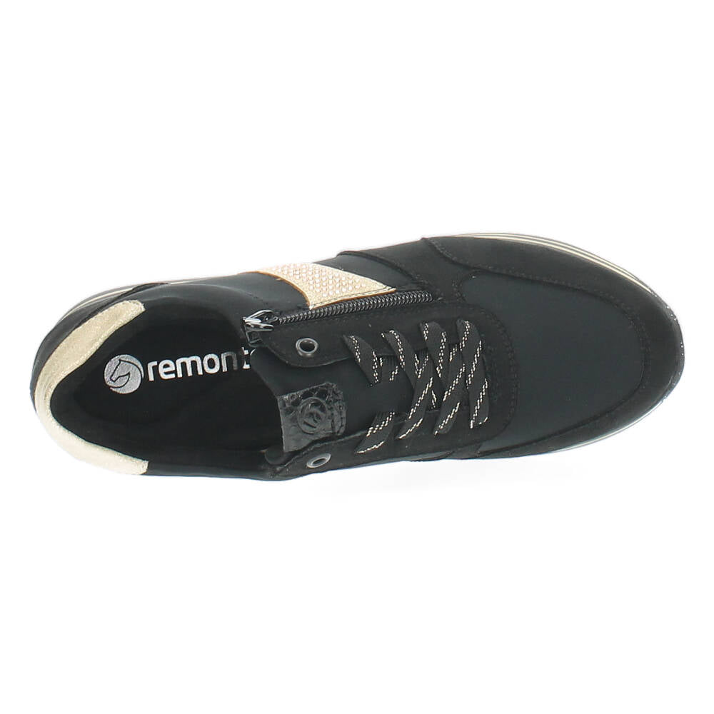 Zwarte sneakers