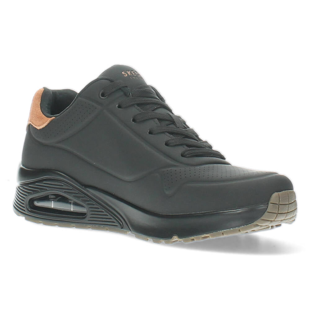 Zwarte sneakers