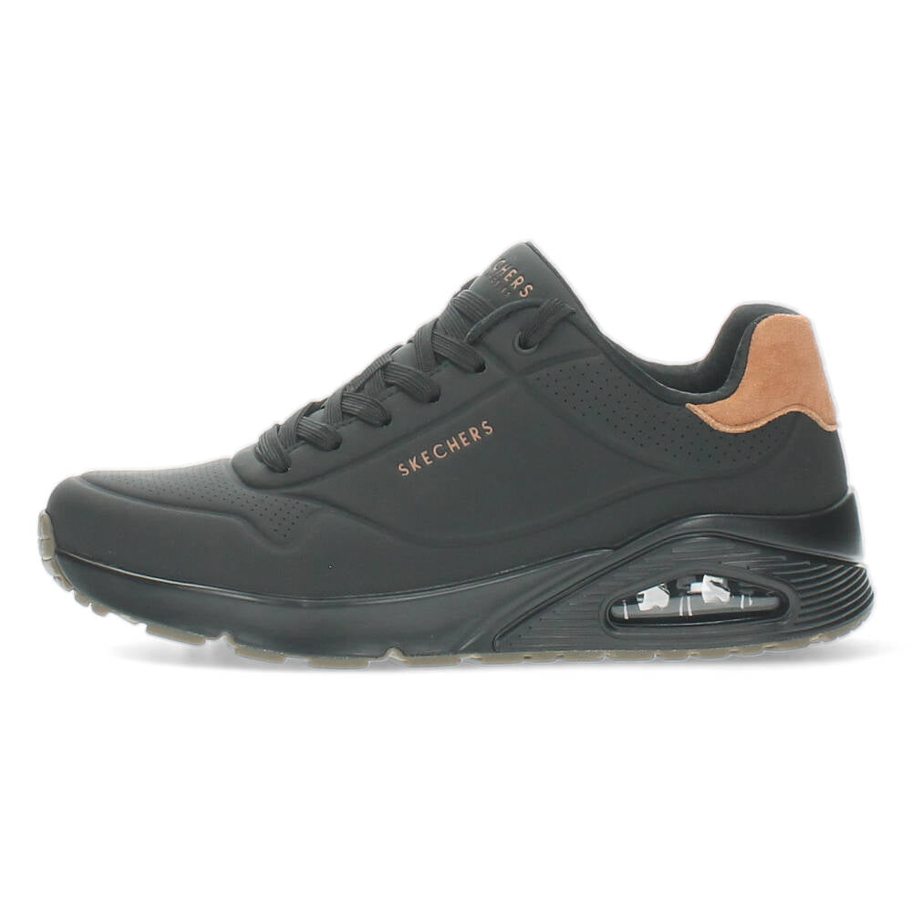 Zwarte sneakers