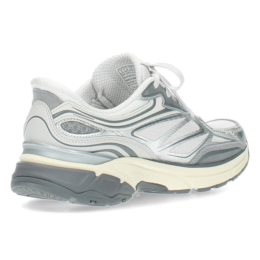 Zilveren sneakers