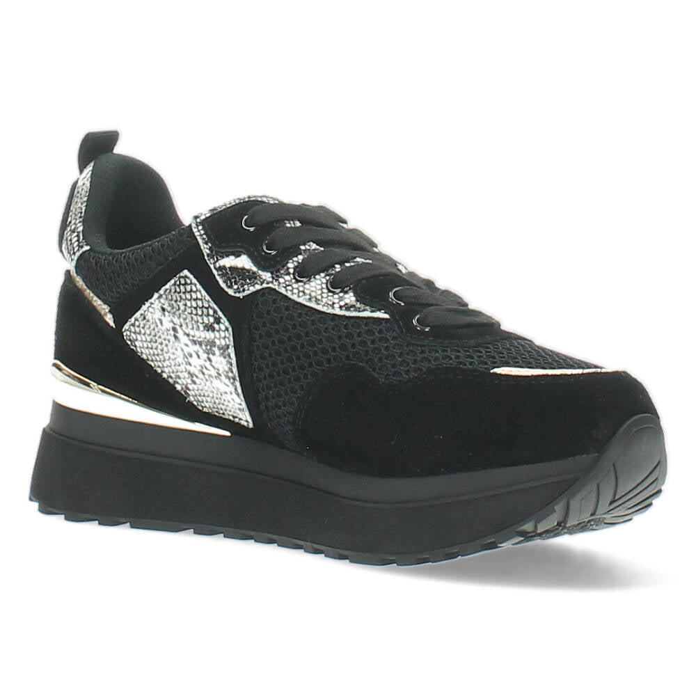 Zwarte sneakers