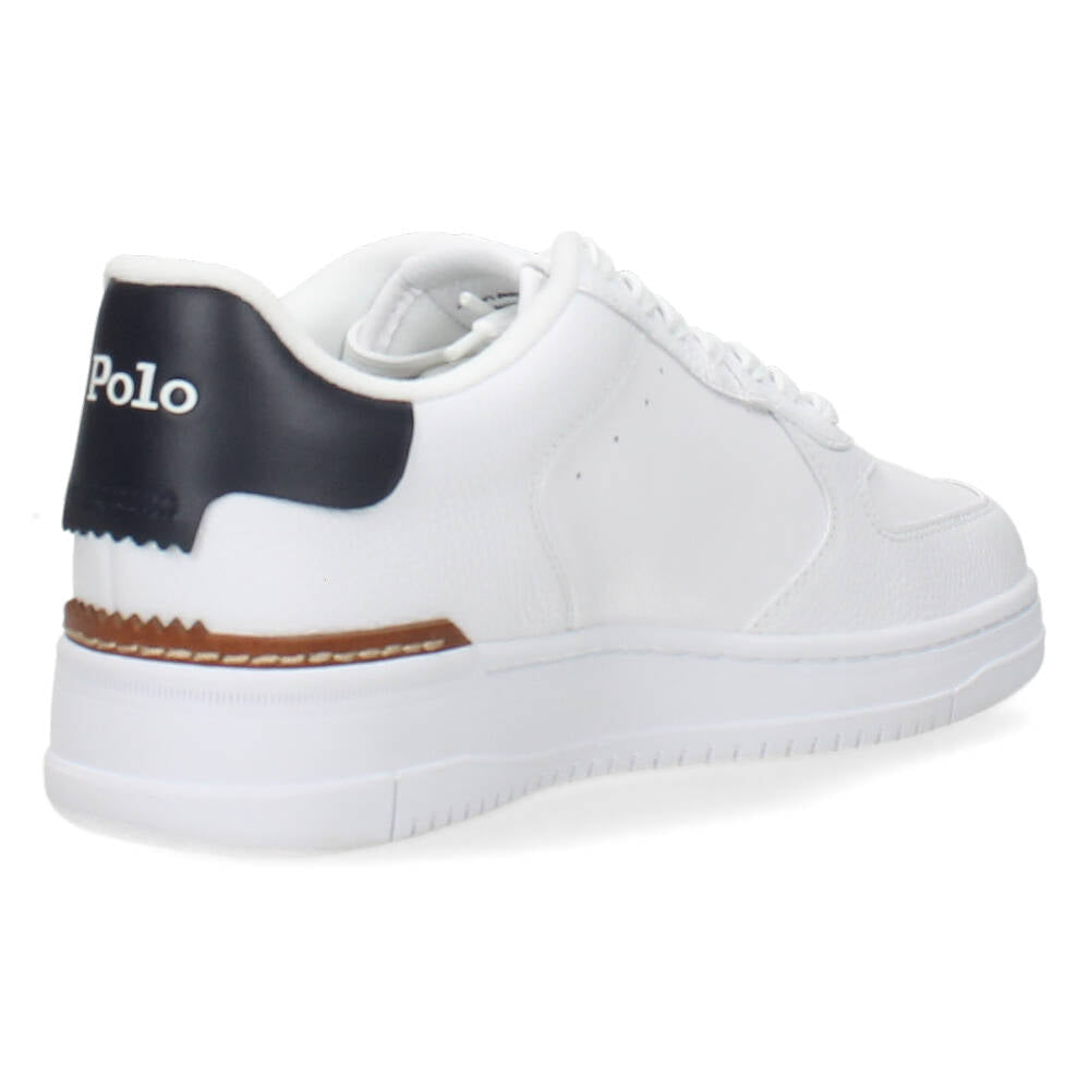 Witte sneakers