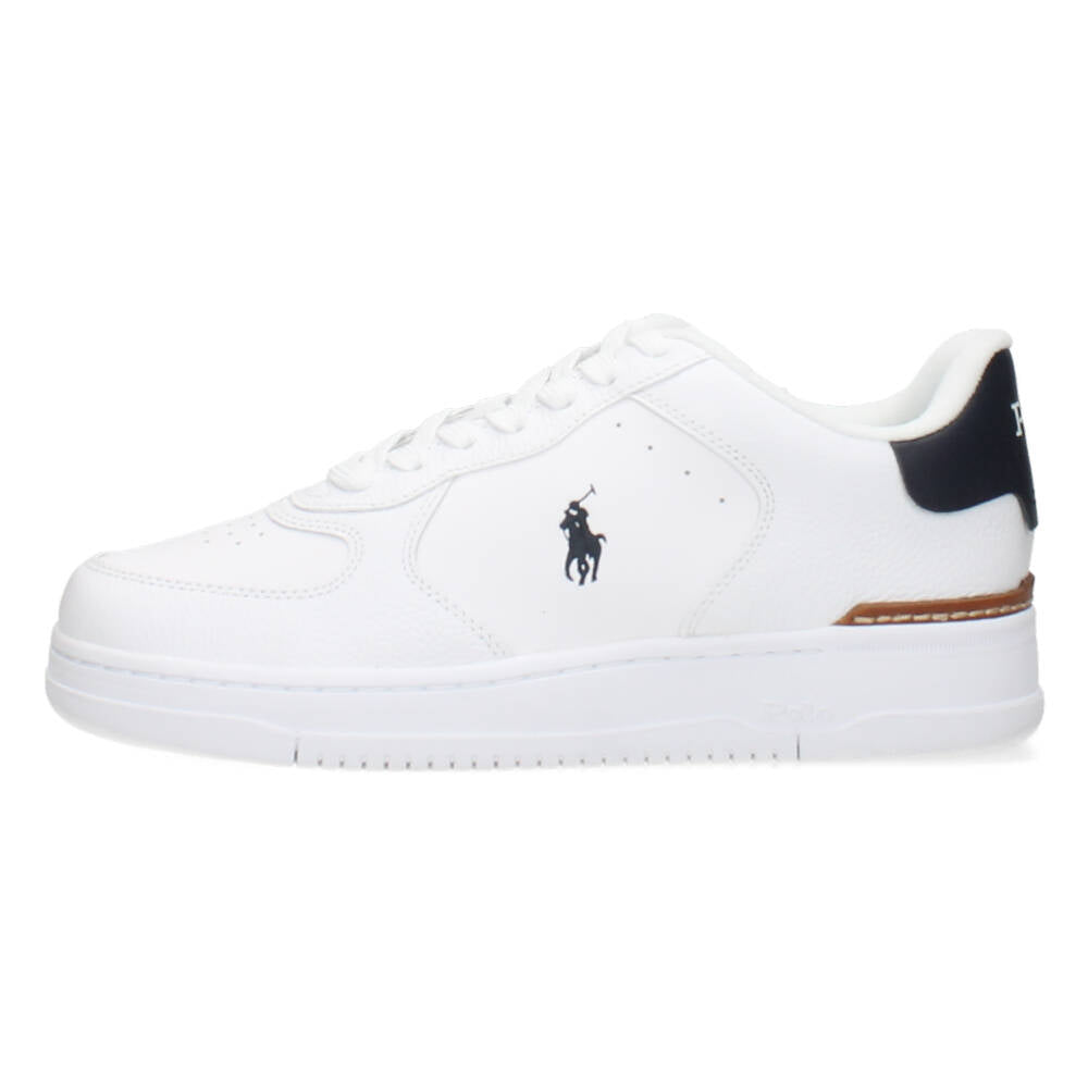 Witte sneakers
