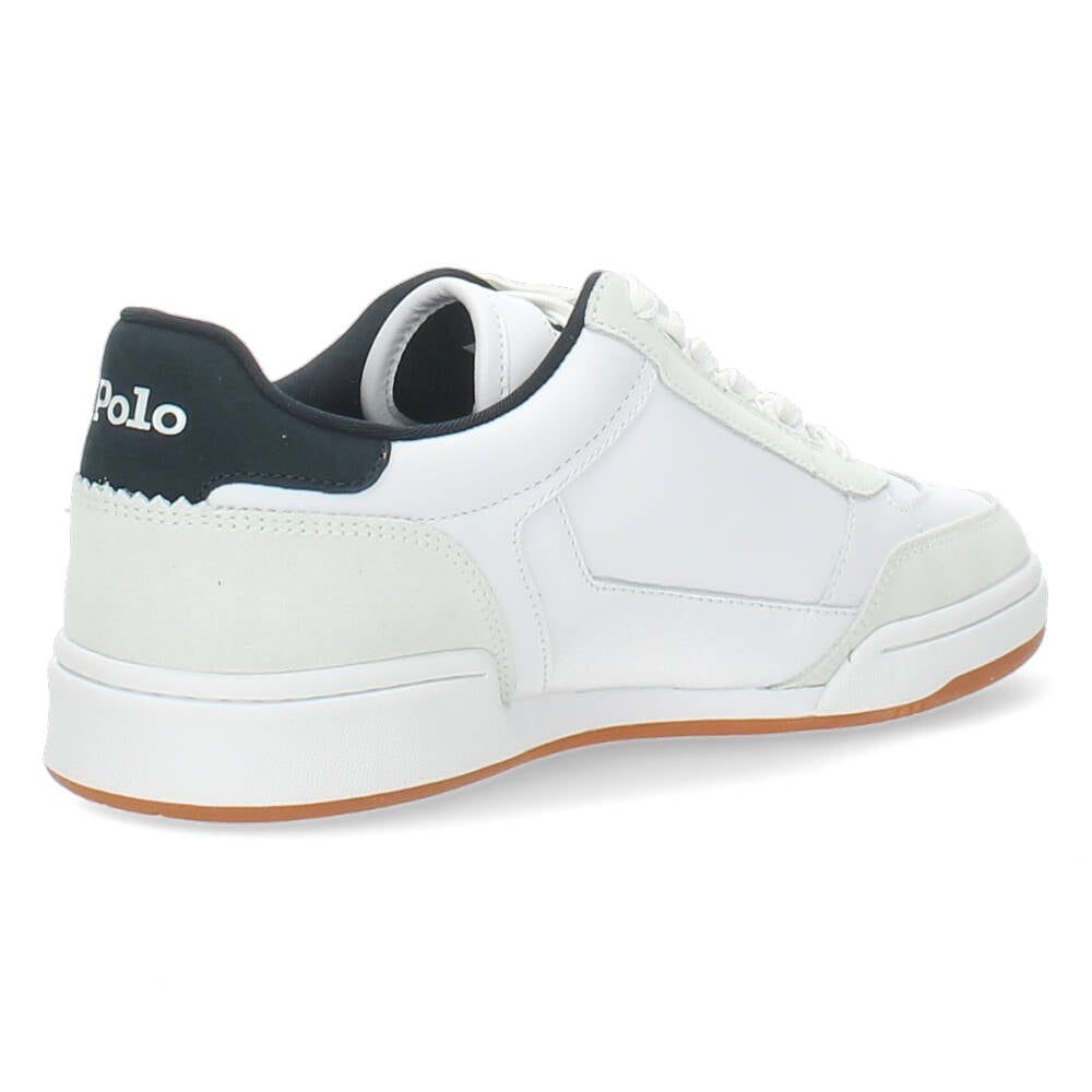 Witte sneakers