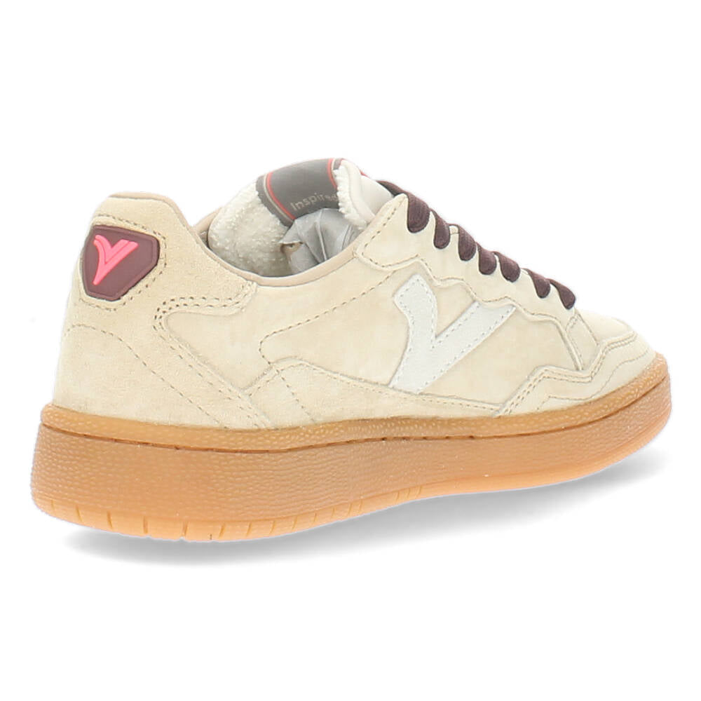 Beige sneakers