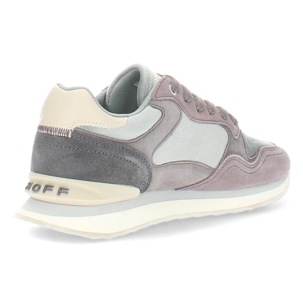 Aubergine sneakers
