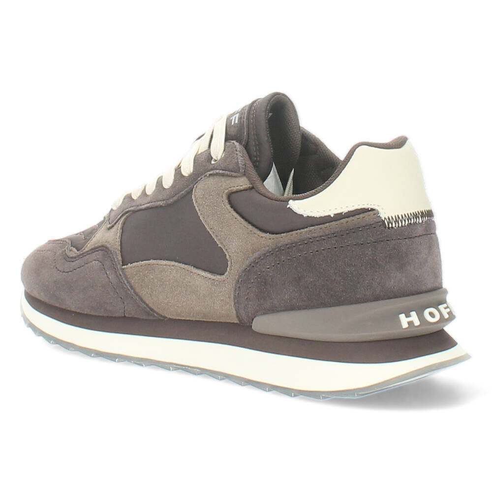 Bruine sneakers