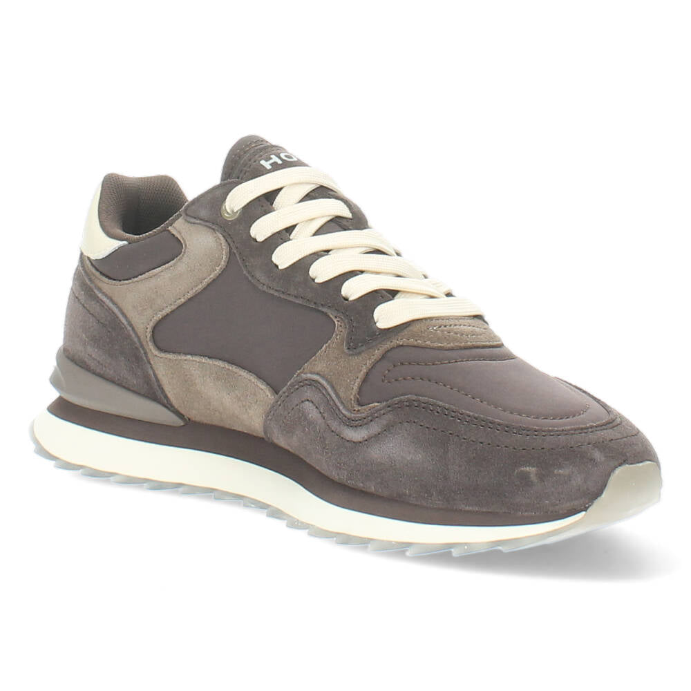 Bruine sneakers
