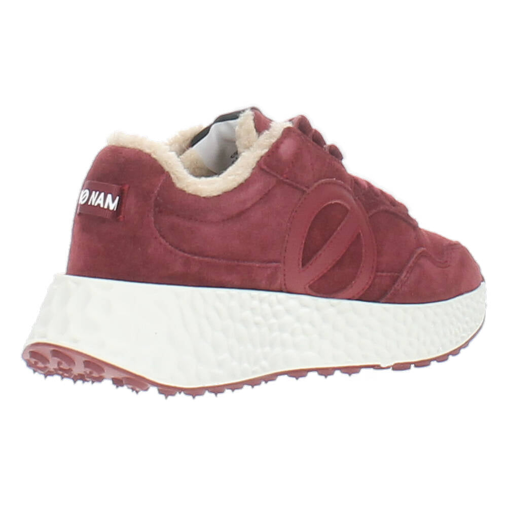 Bordeaux sneakers