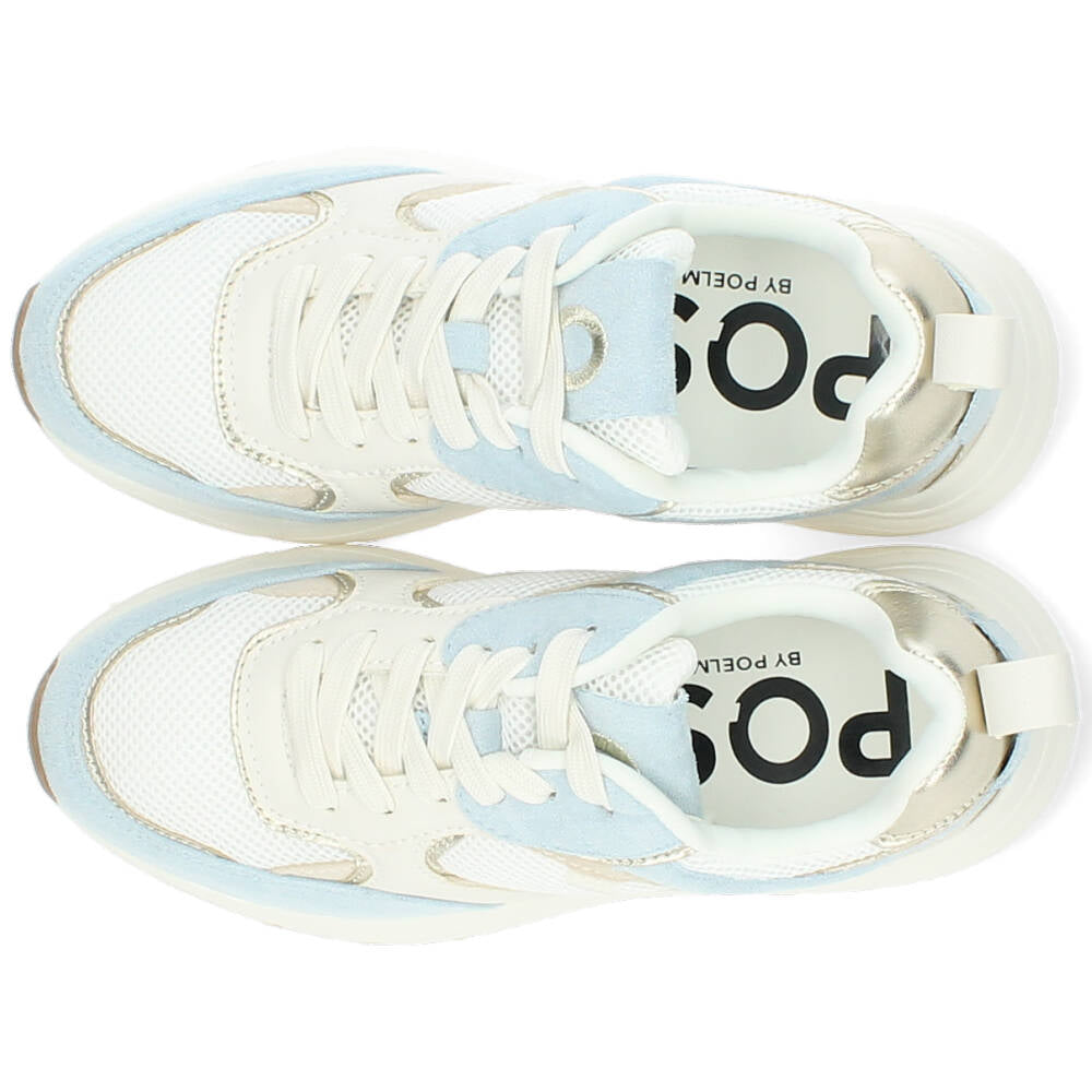 lichtblauwe sneaker
