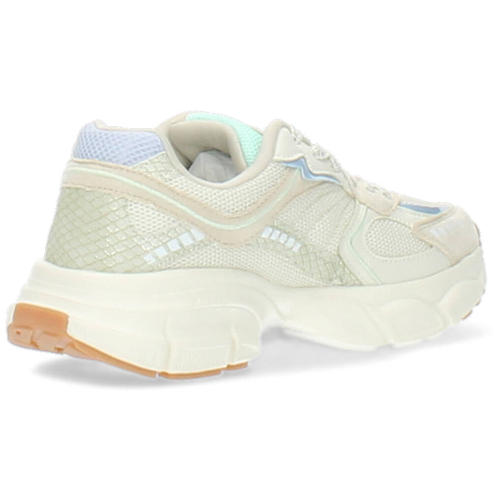 beige sneaker