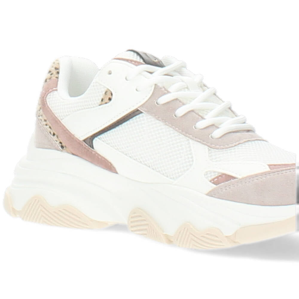 beige sneaker