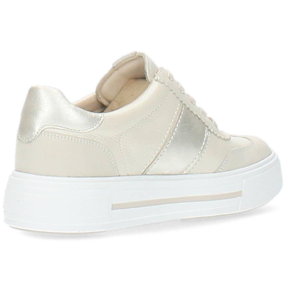 ecru sneaker