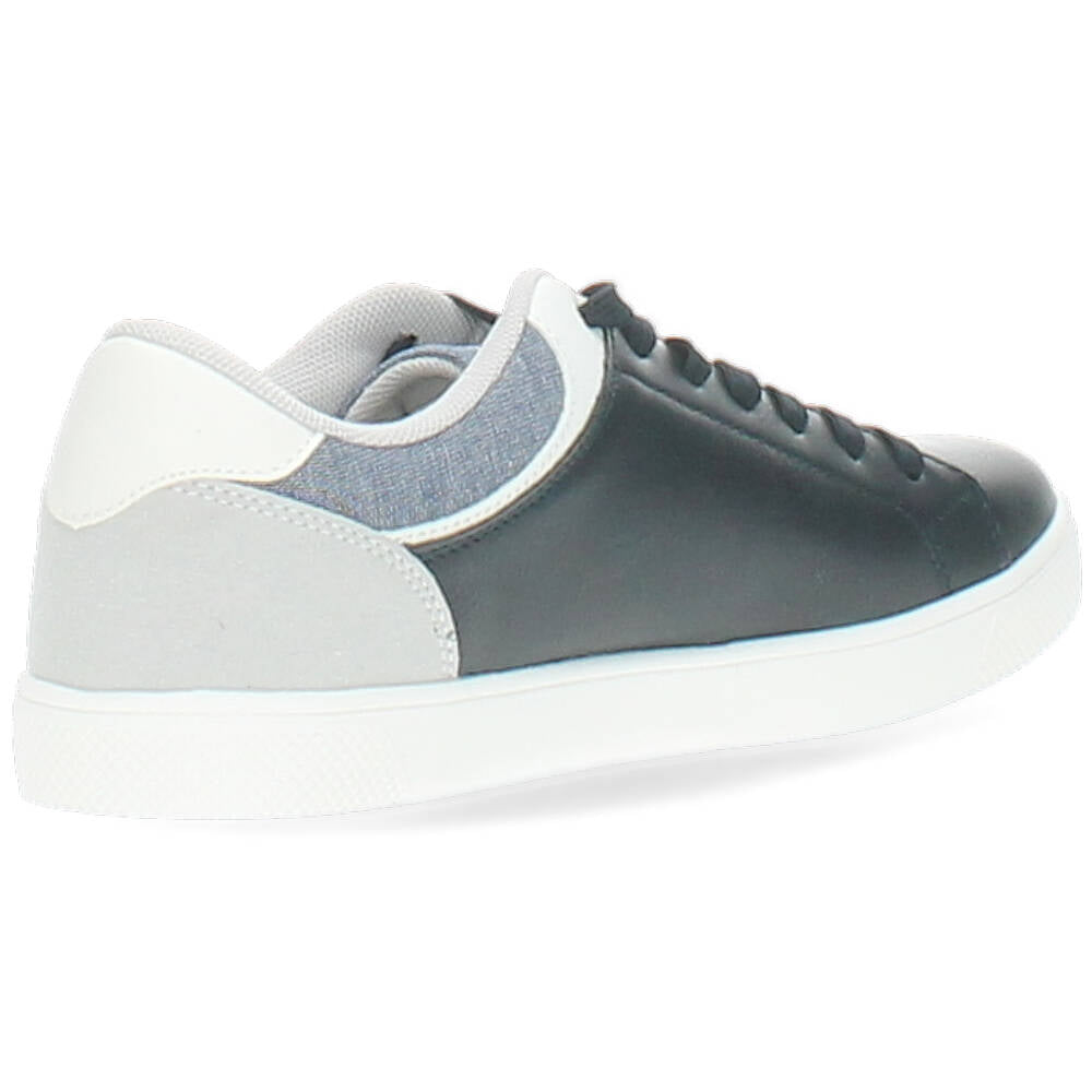 blauwe sneaker