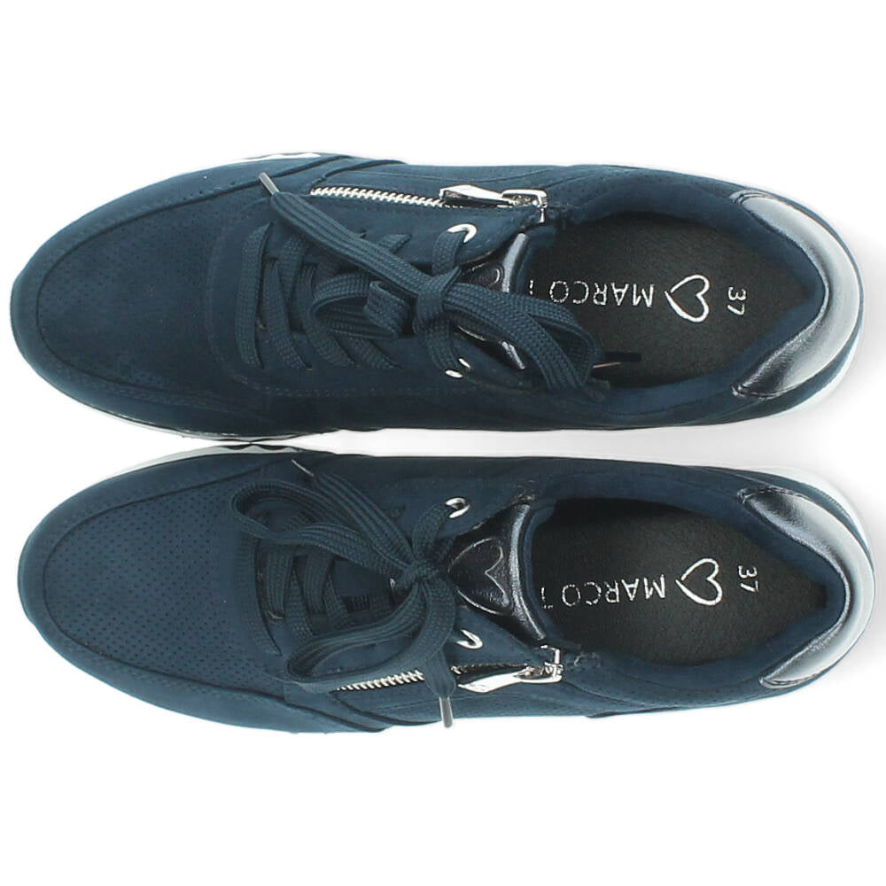 blauwe sneaker