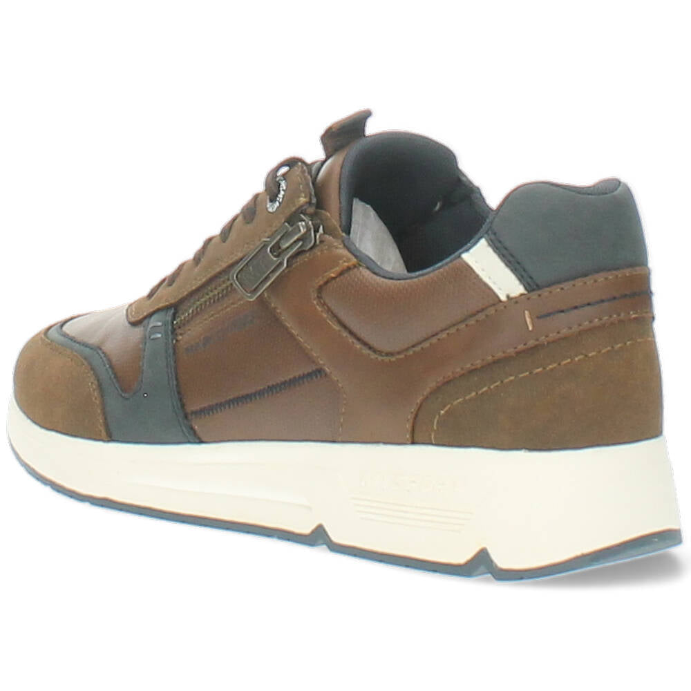 cognac sneaker