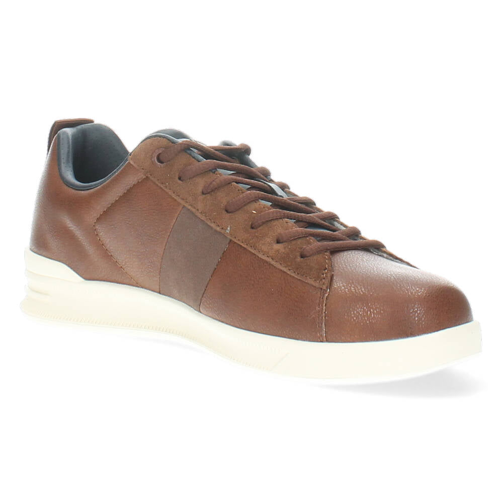 Cognac sneakers