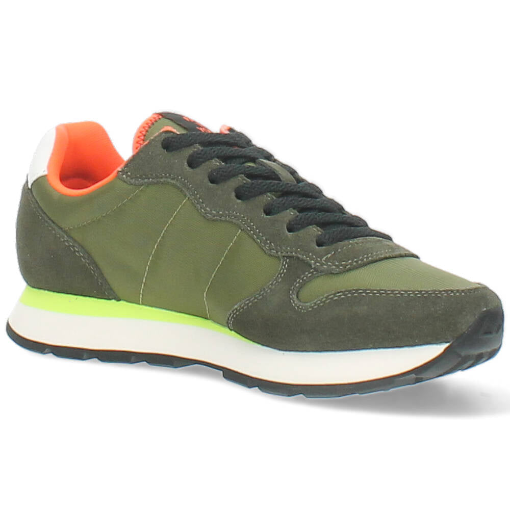 kaki sneaker