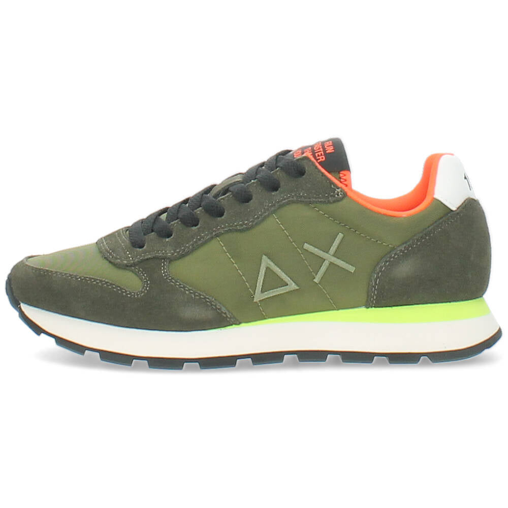kaki sneaker