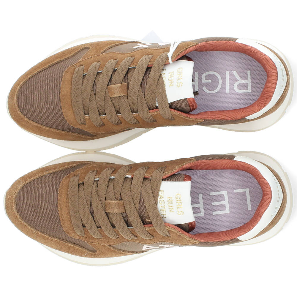 bruine sneaker
