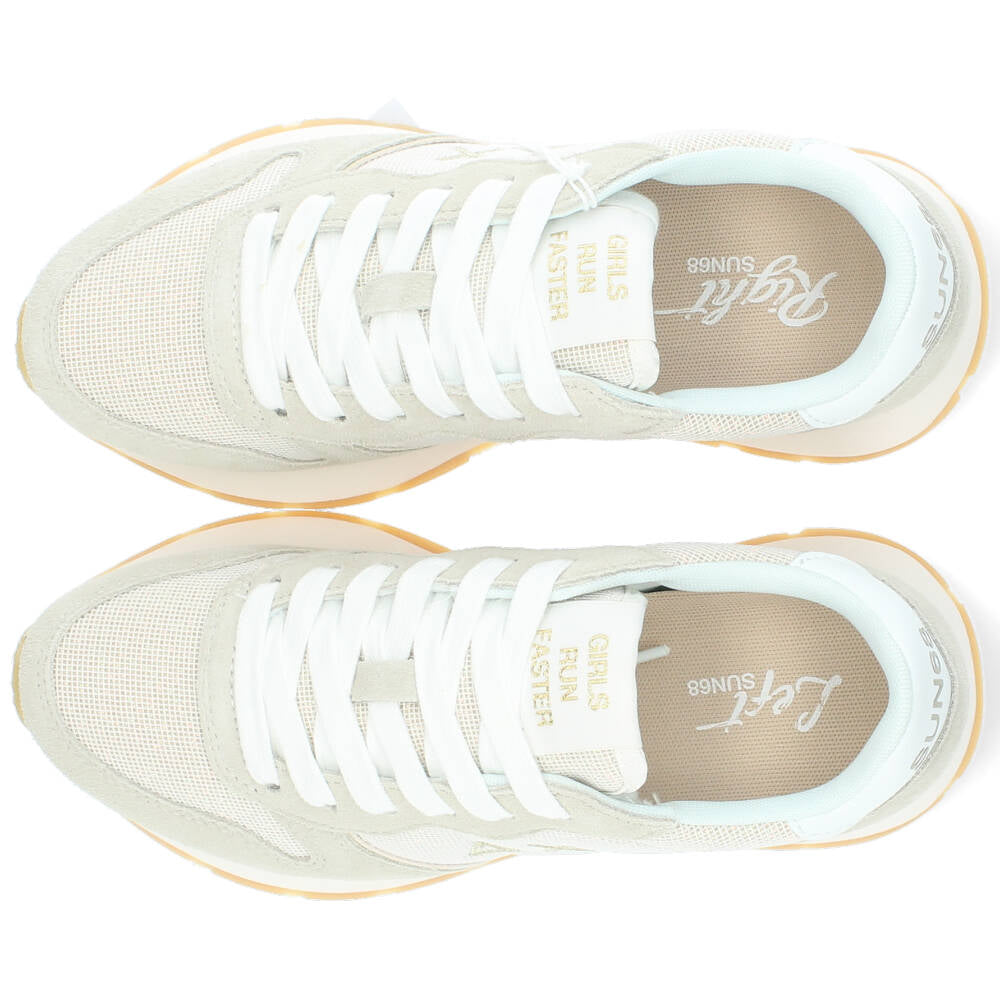 gouden sneaker