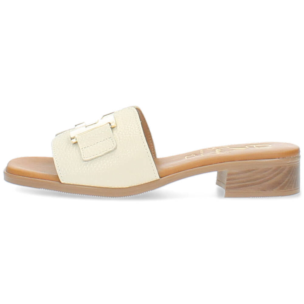 beige muil
