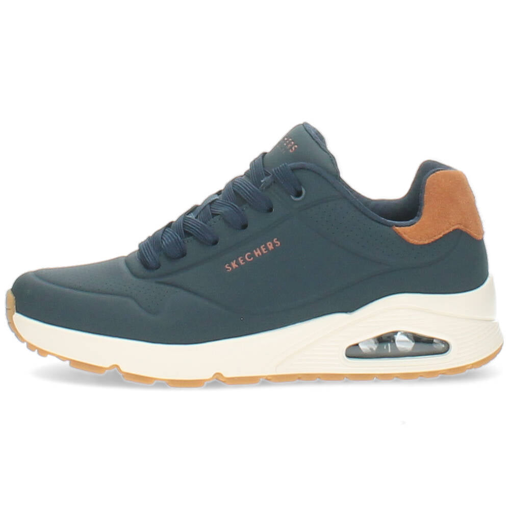 blauwe sneaker