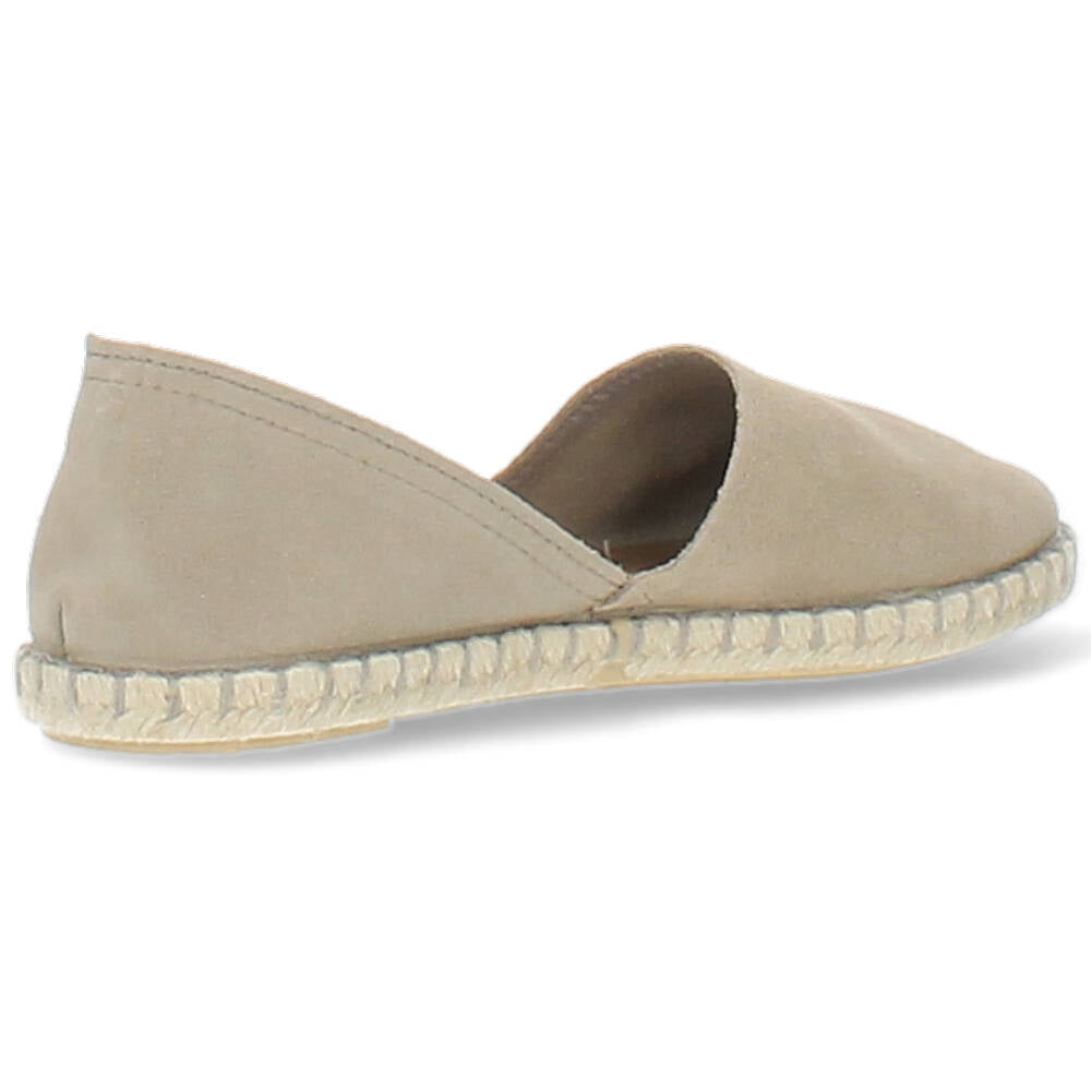 beige espadrilles