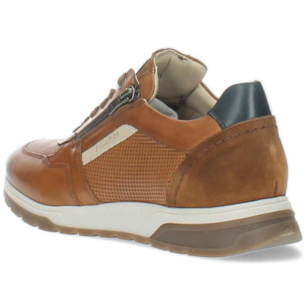 cognac sneaker