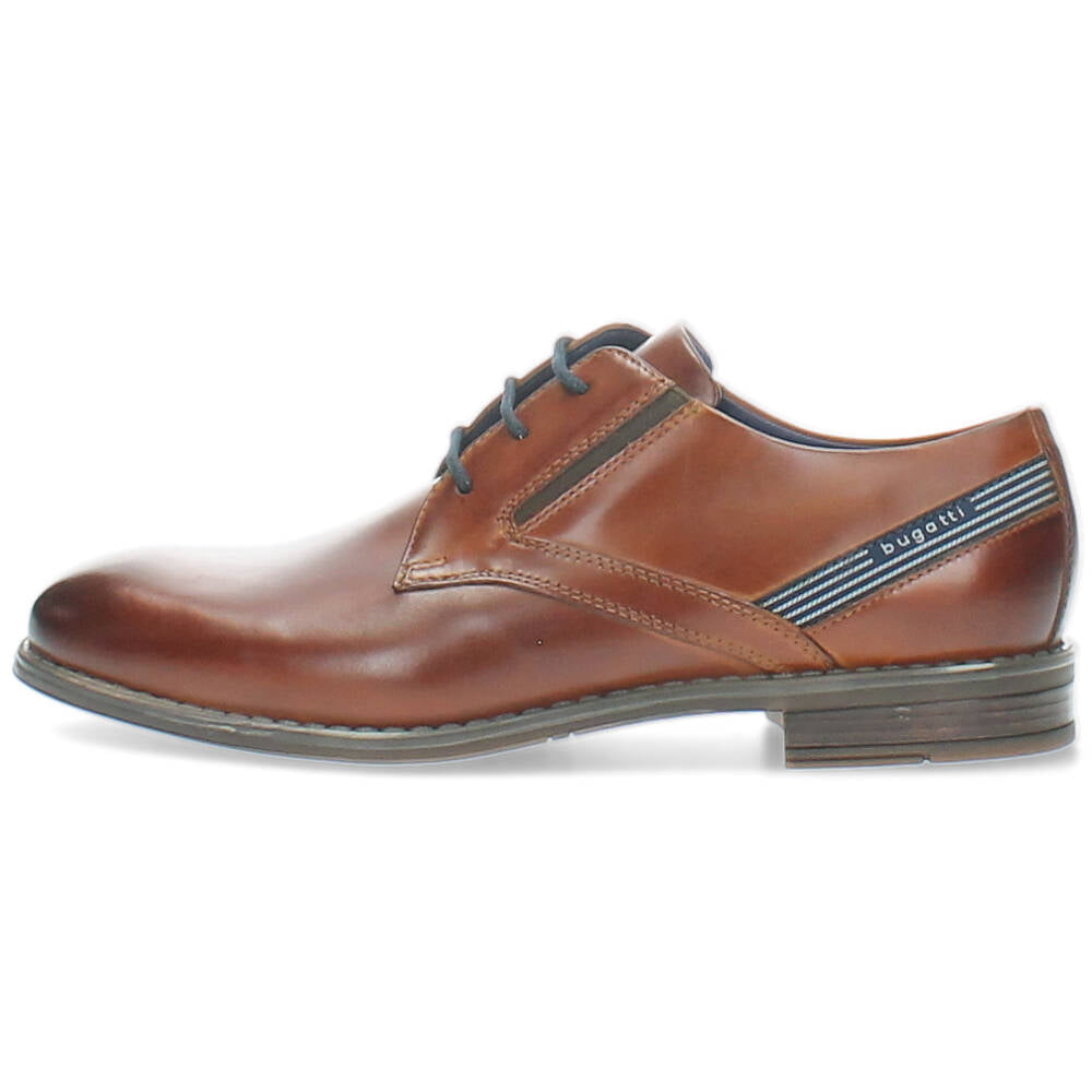 cognac geklede schoen