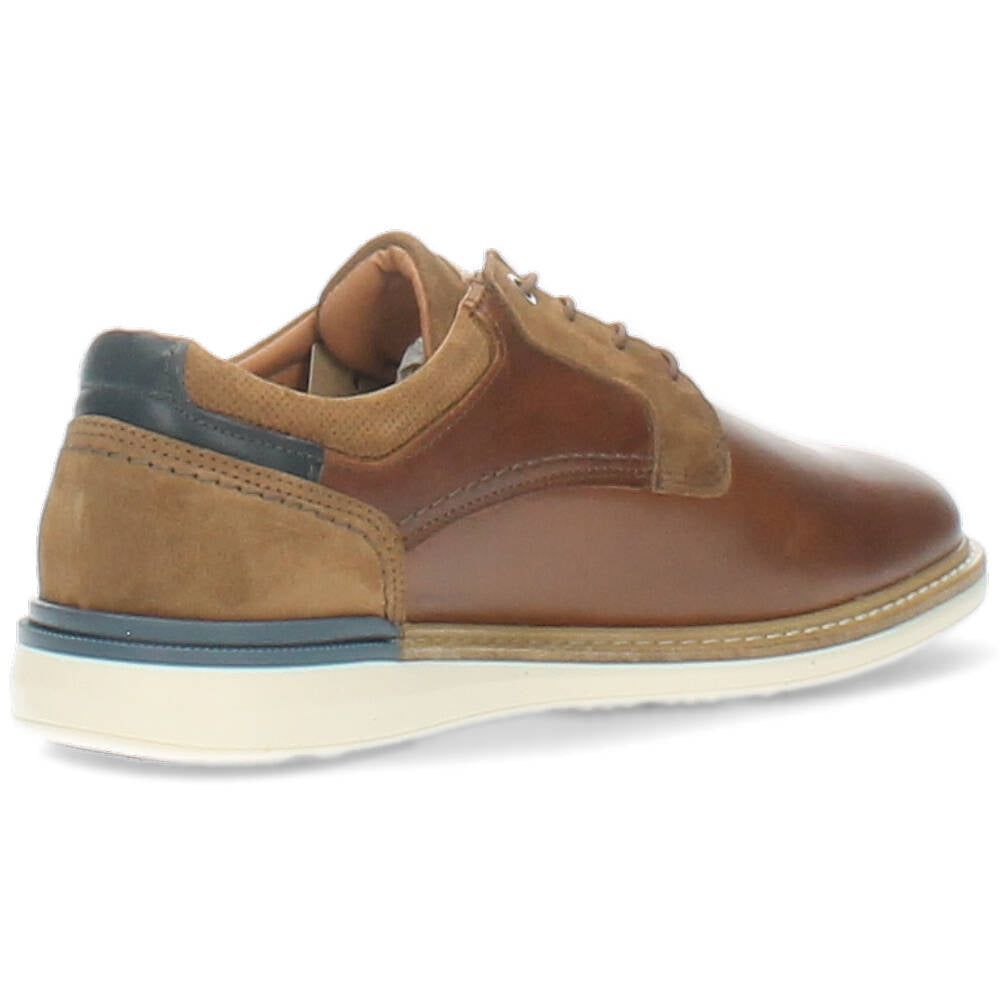 cognac sneaker