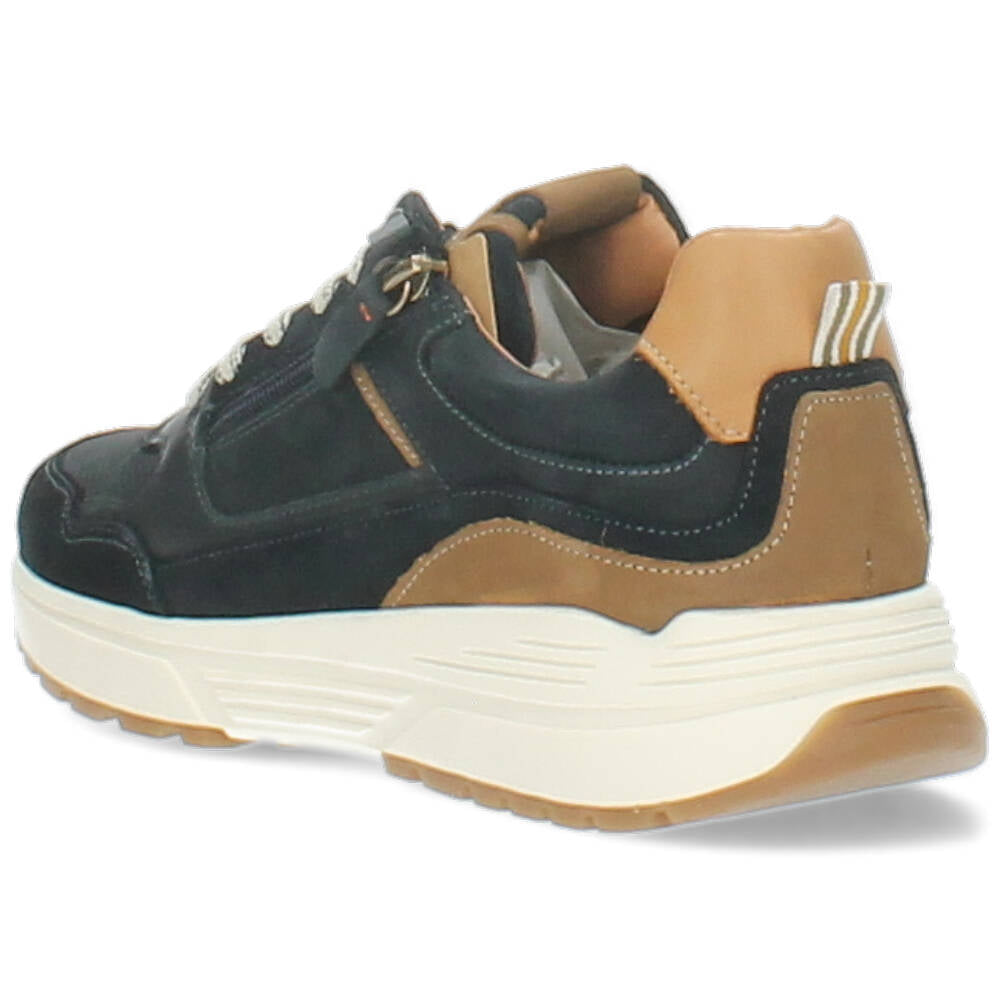 blauwe sneaker