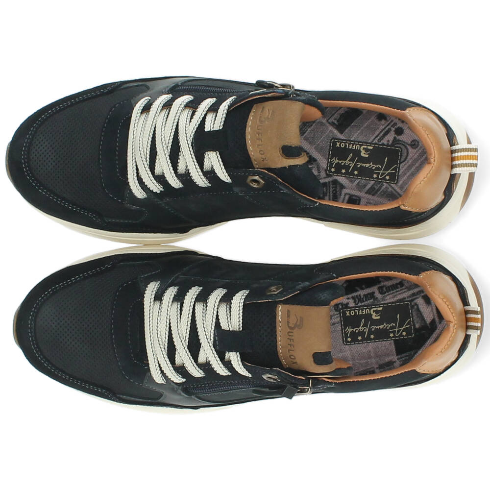 blauwe sneaker