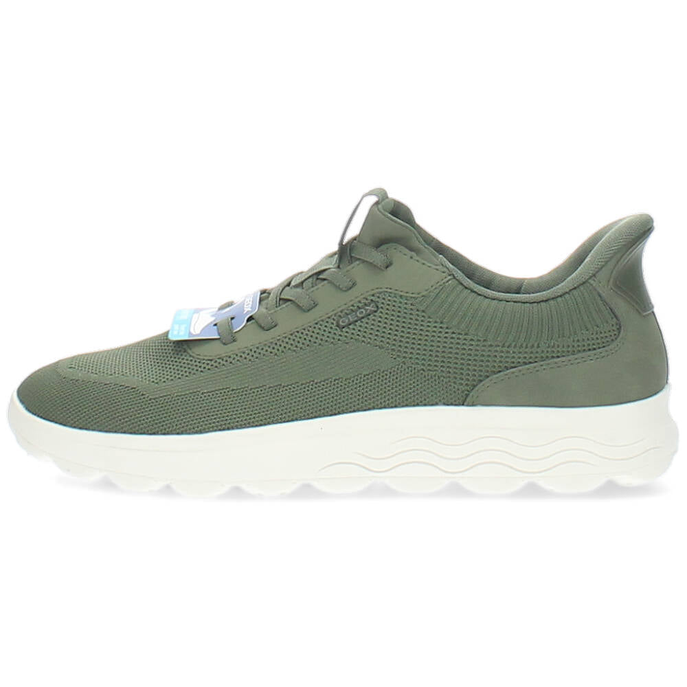 kaki sneaker